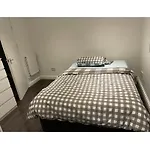 Delightful Private 2 Bedroom Bungalow